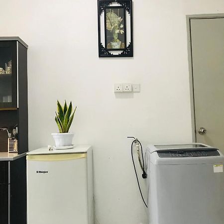 Alyn Home Batu Pahat II Wifi Coway Mohd Noor Экстерьер фото
